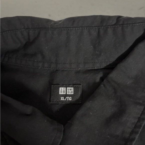 Uniqlo Black Dress Shirt Size XL - Picture 3 of 5
